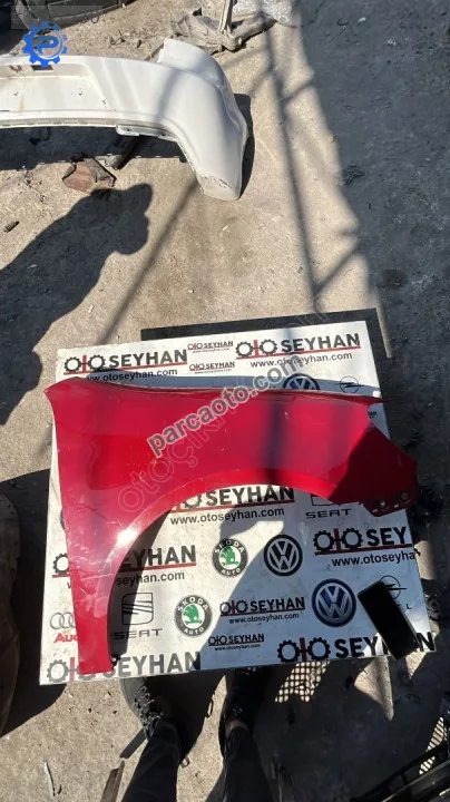 Golf 5 sağ ön Çamurluk