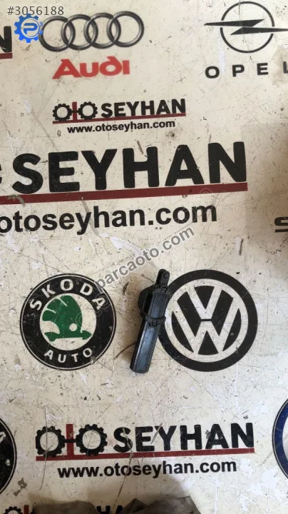 1K0858309D Volkswagen Jetta 2014 torpido kapağı yavaşlatıcı