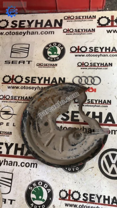 1K0615812AB Volkswagen Golf 6 sağ arka fren diski koruma sacı