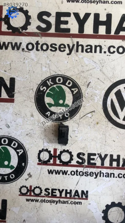 5C6962125 Volkswagen Jetta 2014 merkezi kilit düğmesi