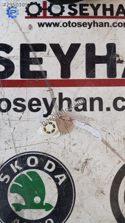 Opel Corsa D bagaj stop vidası