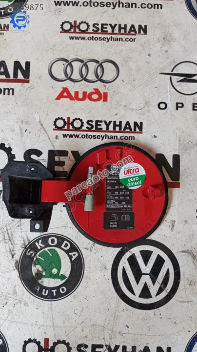 Opel Corsa D dış depo kapağı