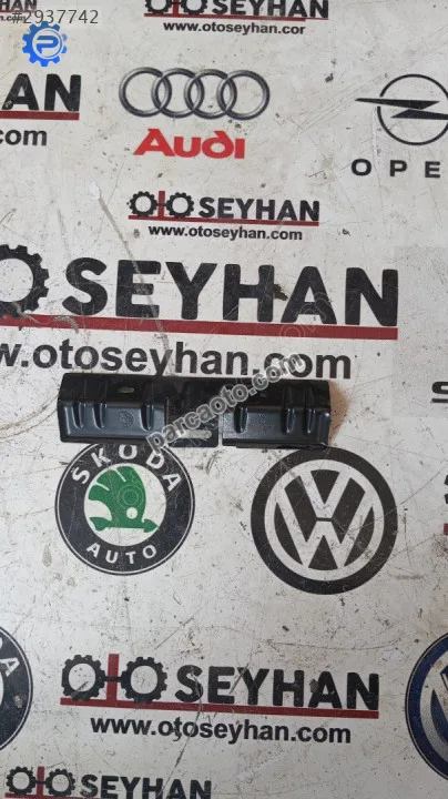 3C0867737 Passat B7 tavan airbag bağlantı braketi