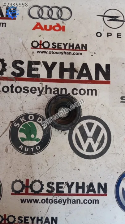 1J0412331C Volkswagen Polo 2017 1.2 tsı üst amortisör takozu