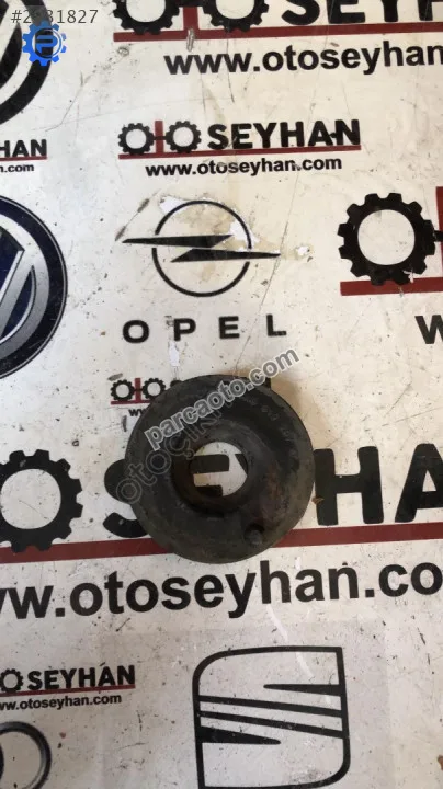 1K0512297 Passat b7 arka helezon alt lastiği