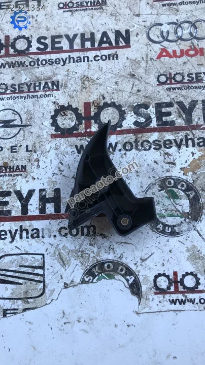 6R0858847 Volkswagen Polo 2017 1.2 tsı yan parsel destek braketi
