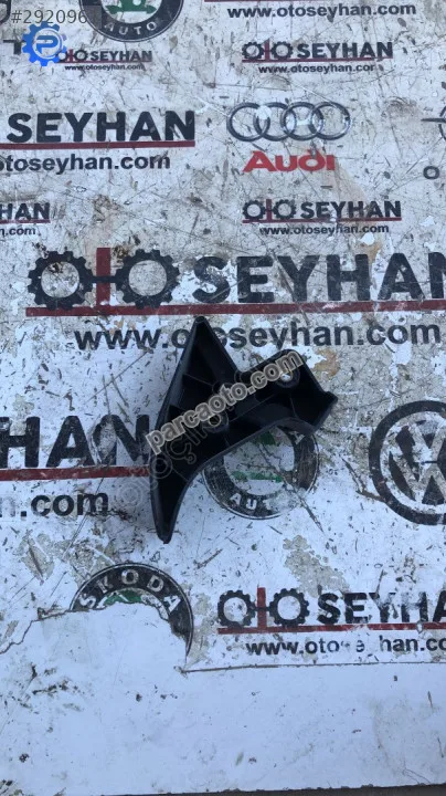 6R0858848 Volkswagen Polo 2017 1.2 tsı yan parsel destek braketi
