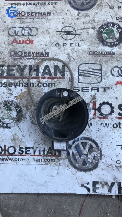 6R0809999 Volkswagen Polo 2017 1.2 tsı dış depo kapağı iç kaplama