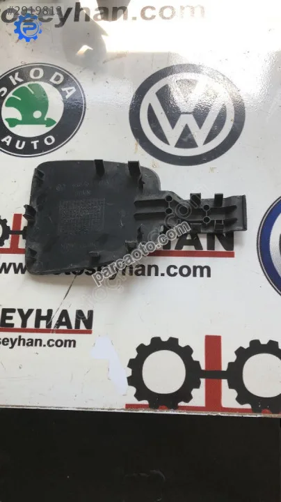 6R0863739 volkswagen Polo 2017 el freni kapağı