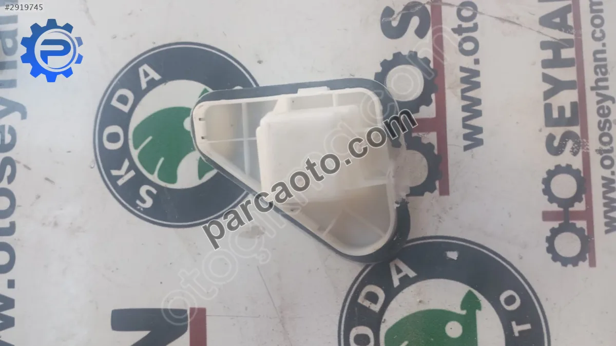 55135-0D020 Toyota Yaris 2015 taban köpüğü bağlantı yuvasi
