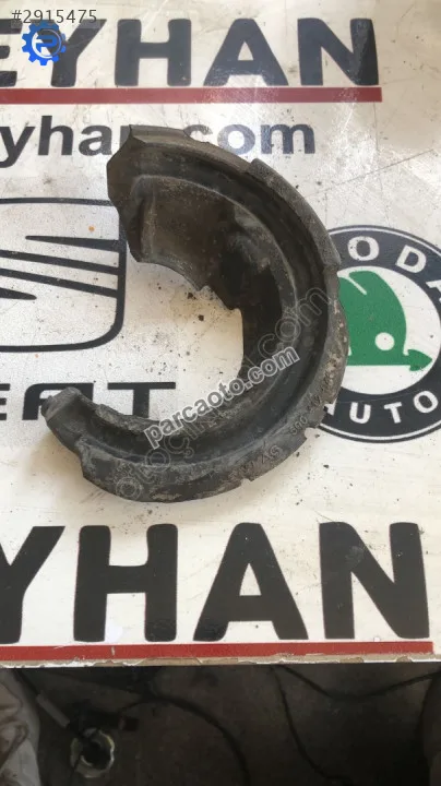 5Q0412545 Seat Leon 2015 ön helezon alt lastiği
