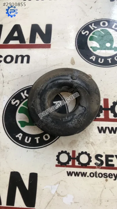 5Q0512149 Seat Leon 2015 arka helezon üst lastiği