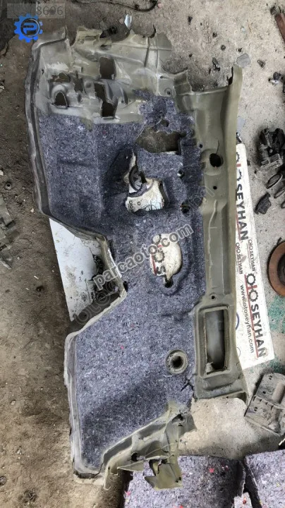 5F1863934 Seat Leon 2015 göğüs keçesi 5F1863934 Seat Leon 2015 göğüs keçesi