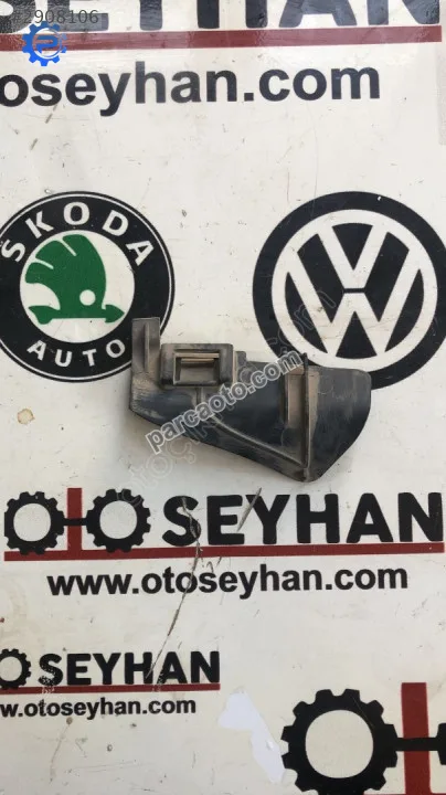 5Q0501562 Seat Leon 2015 arka dingil sağ kenar kaplaması kapağı