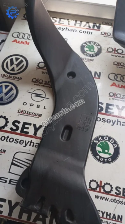 5Q0819806 Seat Leon 2015 kalorifer hava kanalı sağ iç