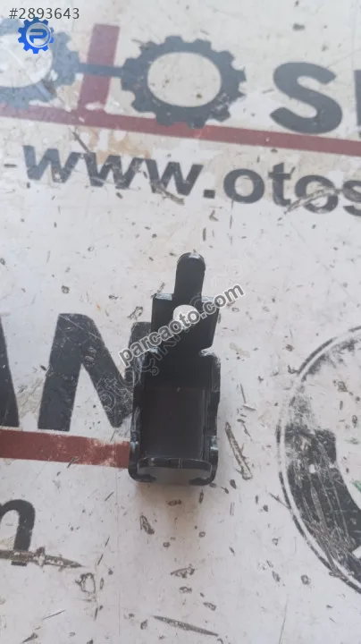 5Q0886193 Seat Leon 2015 arka koltuk bağlantı demiri