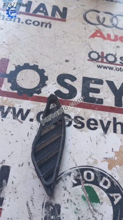 5F1819793 Seat Leon 2015 sol ön göğüs havalandırma ızgarası