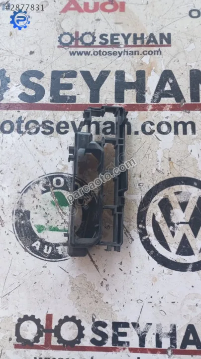 5Q0937503 Seat Leon 2015 park sensörü modül braketi
