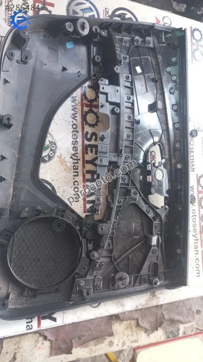 5F9867114 Seat Leon 2015 sağ ön kapı döşemesi