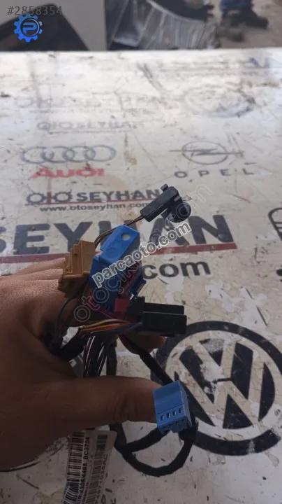 5F4971035AC Seat Leon 2015 kapı döşemesi tesisati