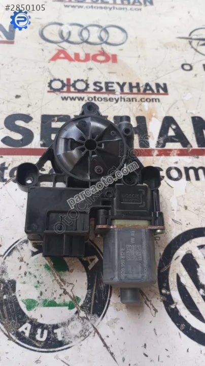 5Q0959812E Seat Leon 2015 arka sağ kapı cam motoru