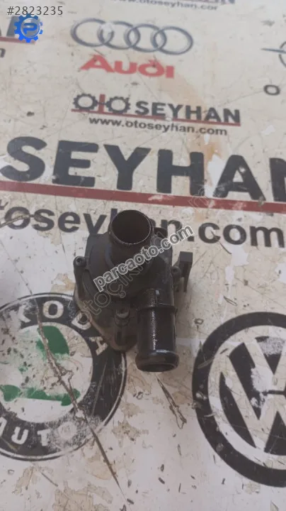 8K0819147 Audi A4 2014 yardımcı su pompası