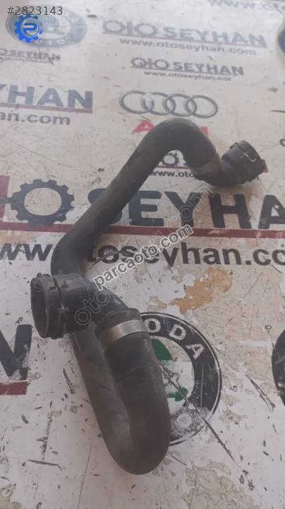 8K0819334 Audi A4 2014 su pompası borusu