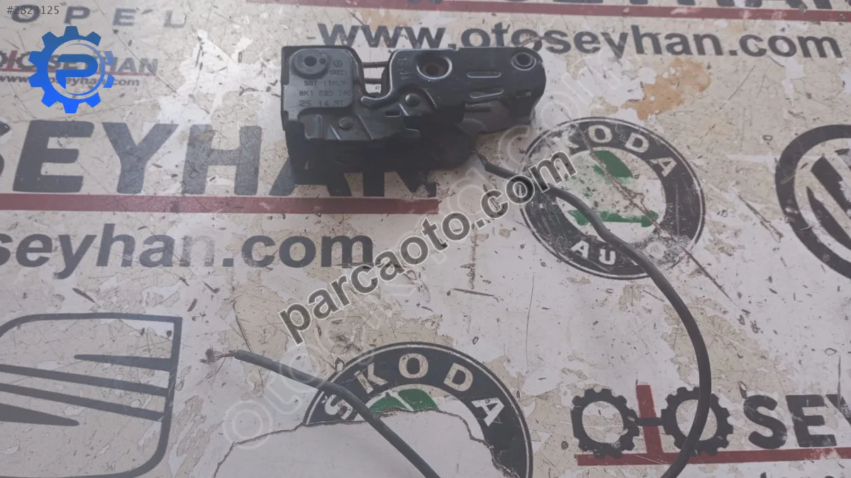 8K1823746 Audi A4 2014 kaput kiliti