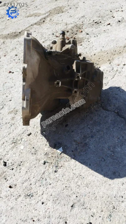 Opel Corsa d 1.2 benzinli 5 ileri manuel şanzıman