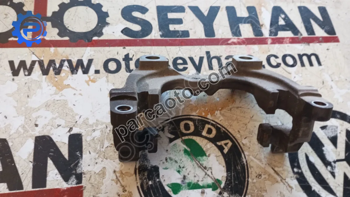 Audi A3 2020 arka sol fren kaliper çene