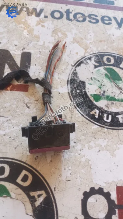 3A0972695A Jetta 2012 obd ariza teşhis fiș konnektörü
