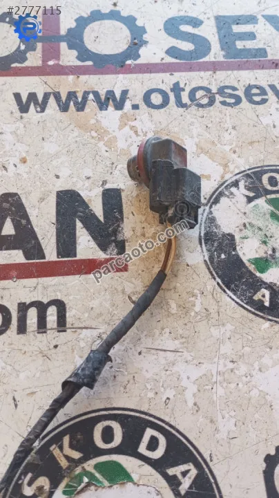 Jetta 2012 Ön sis farı soketi