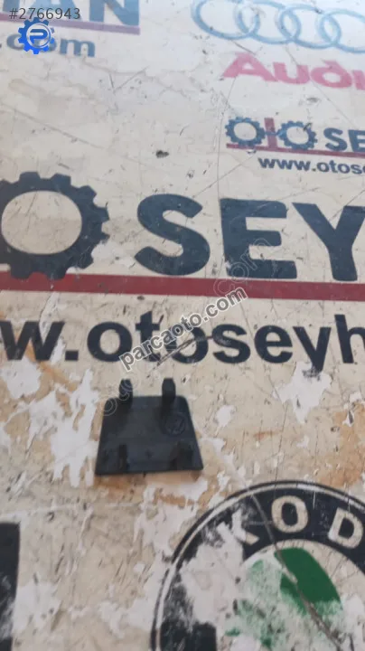 5H0868171 Golf 8 vida kapağı
