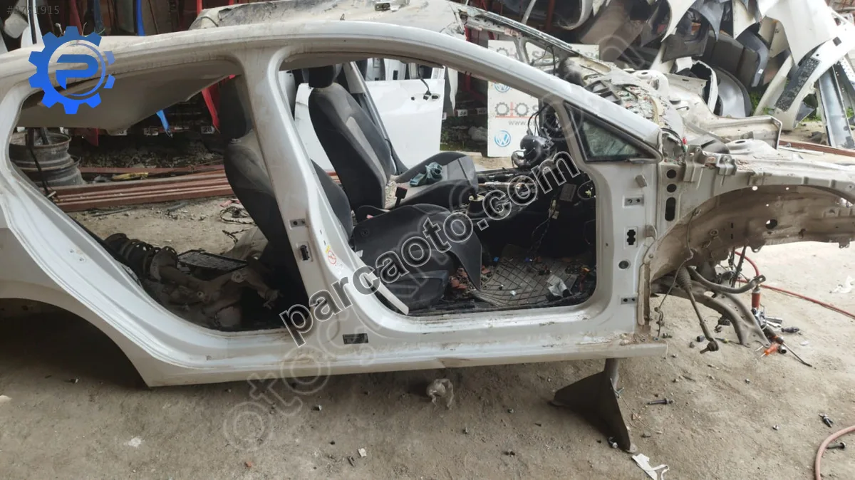 Golf 8 sağ marşbiyel