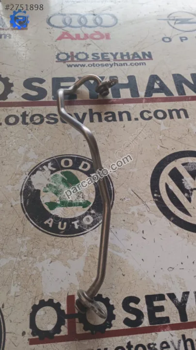 05C145140C VW Golf 8 1.0  DLA turbo yağlama borusu