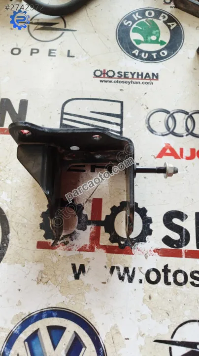 Toyota Corolla 2015 d4d otomatik şanzıman kulağı bağlantı ayağı