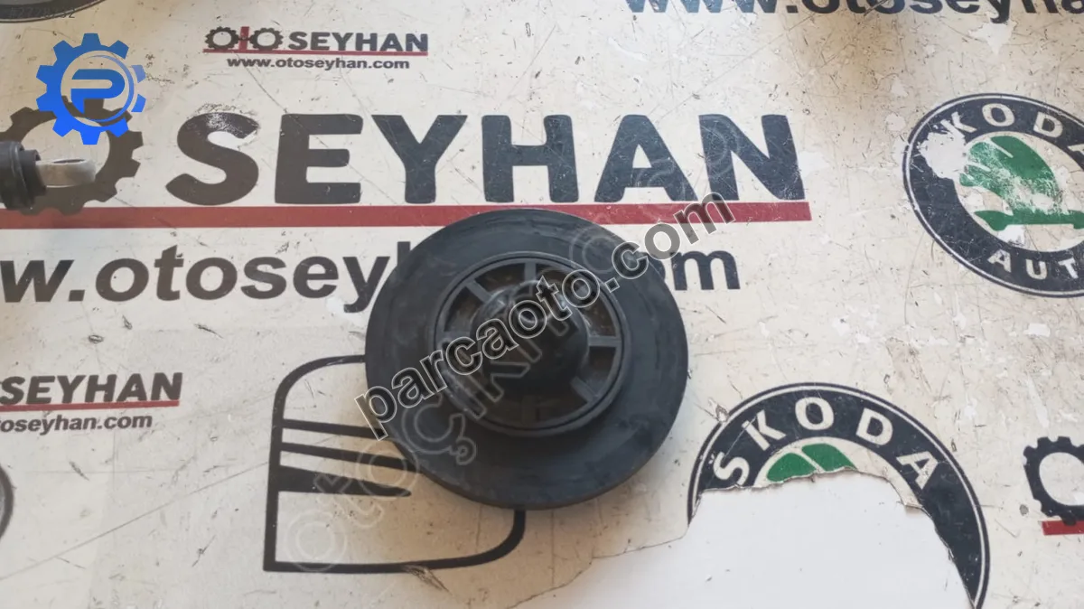 Renault Laguna stepne sabitleme somunu.
