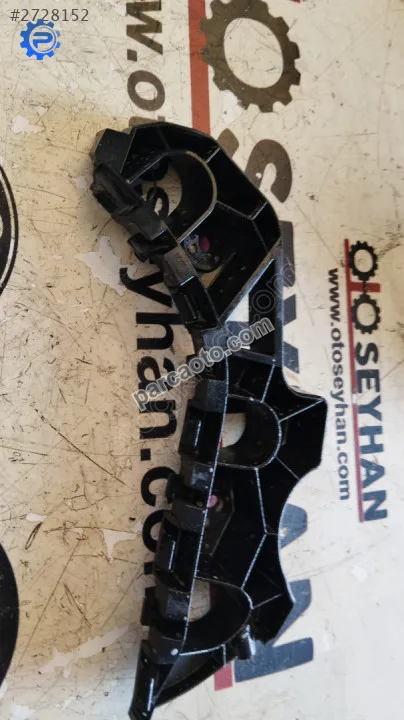 3C8807184C Passat CC 2012-2017 ön Tampon Braketi Sağ