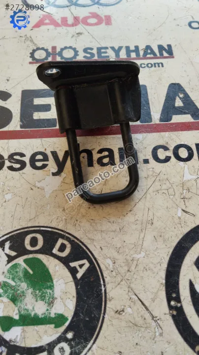 Nissan Livina Arka Koltuk Kilidi