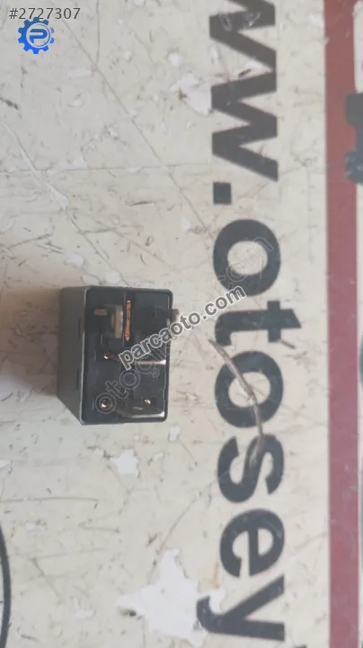 90080-87021 toyota üniversal gri röle 4 bacak