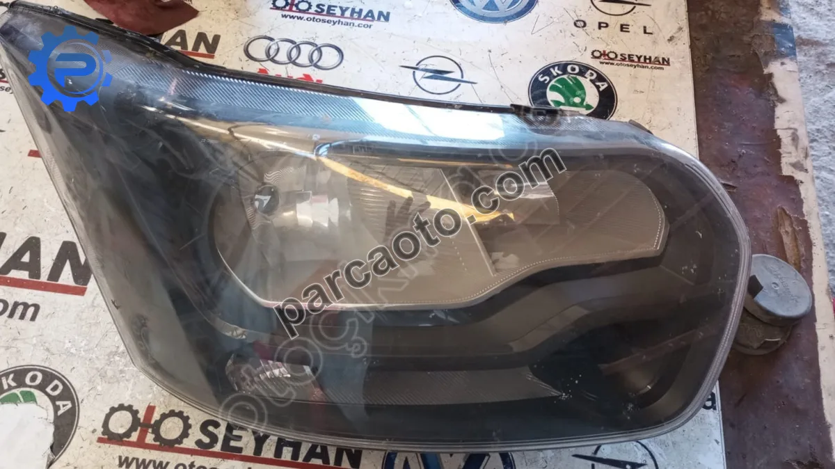 6892 6894 Ford transit 2014-2019 sağ far
