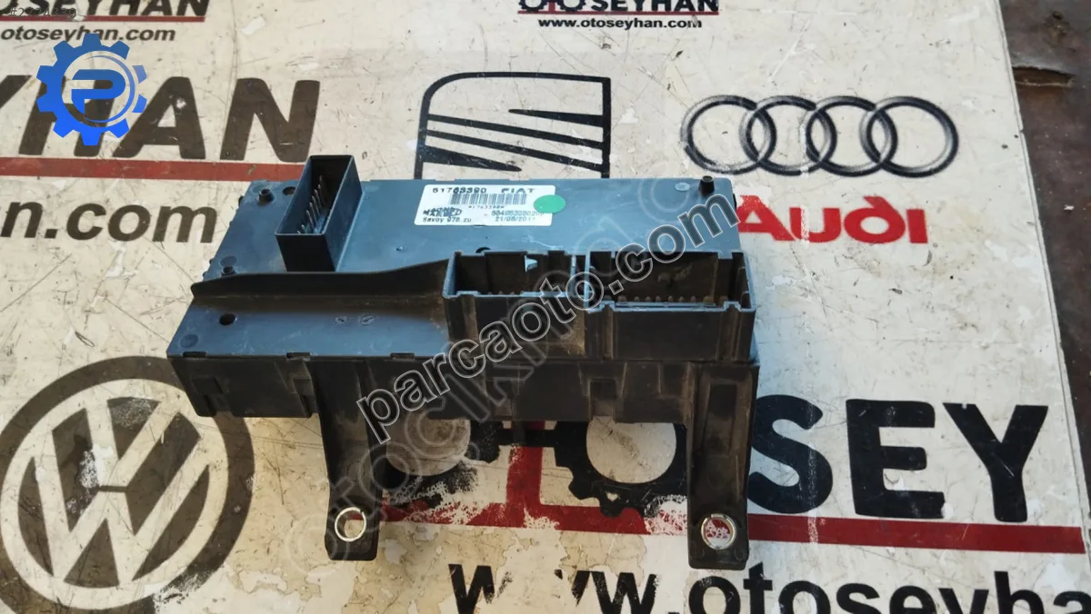 51825658 Fiat Linea Sigorta Kutusu