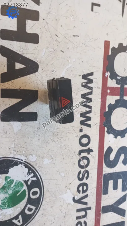 3G0953509 passat b.8.5 dörtlü flaşör düğmesi