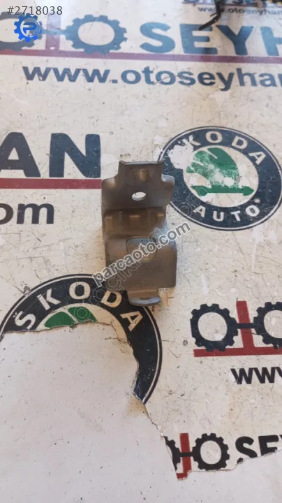 13239137 Opel Insignia 2015 A Radyatör Üst Braketi Orijinal