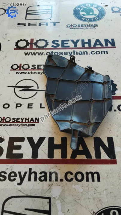 58817-02020 Toyota Auris 2009 İç kaplama