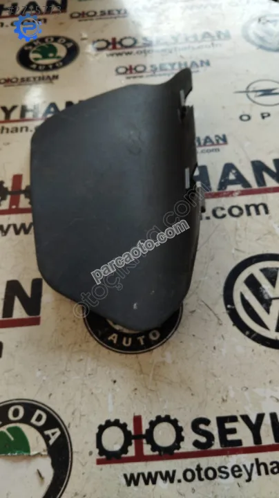 64745-02180 Toyota Auris 2011 konsol yan kaplaması