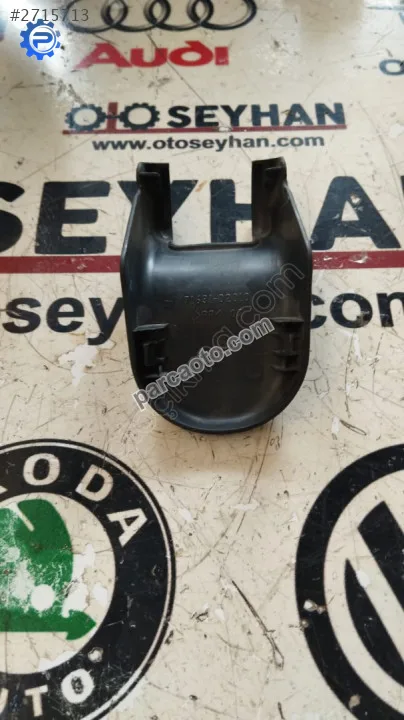 71691-02010 Toyota Auris koltuk kızağı kaplaması