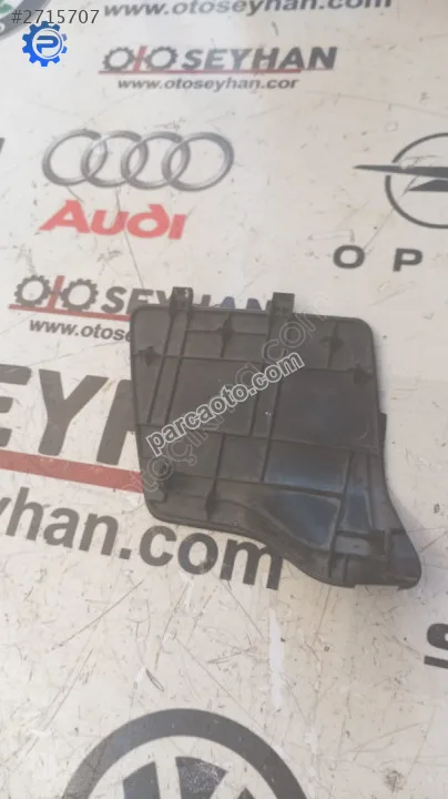 67847-02020 Auris 12+ Sağ Sağ Arka Bagaj Kapısı Servis Kapağı