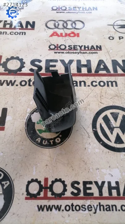 Passat b8 sol ön dikiz aynası kapagı