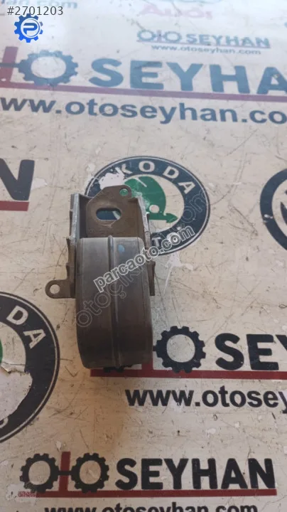 5Q0253144 M+N Skoda Octavia 2021 egzoz askı lastiği